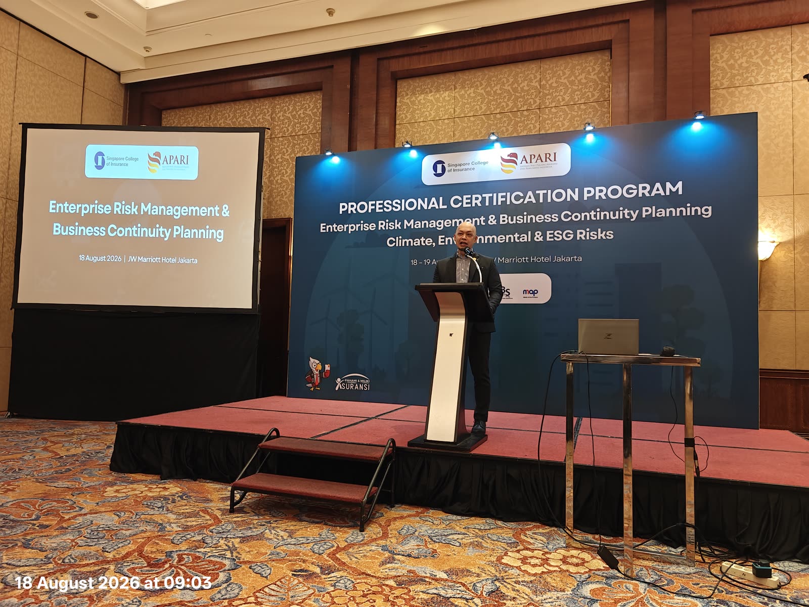 Raymond Cheung delivering Enterprise Risk Management programme at JW Marriott Jakarta — Singapore College of Insurance and APARI